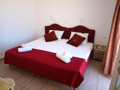 Beautiful appartment with sea view, separate room with 1 double bed and in 2 sin Paros, Greece Casa Elea - Sea view Appartment 4 people - Naoussa Room in serviced apartment vacation rental 17665032