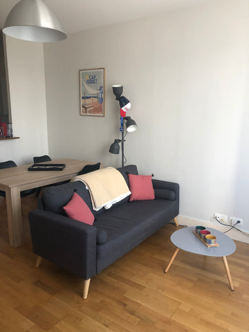 Appartement de 42m2 au 1er étage d'un immeuble en plein centre de Bordeaux. <br  Bordeaux, France Appartement Bordeaux Mériadeck Entire rental unit vacation rental 48777319