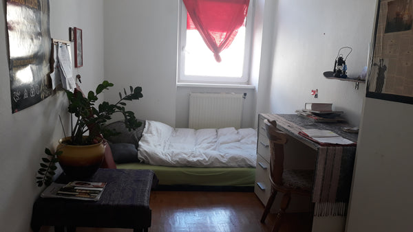 Room to rent also for more than 2 weeks. Six minutes by foot from the metro stat Mazara del Vallo, Italy Cozy and bright room to rent! Private room in rental unit vacation rental 34403687