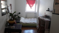 Room to rent also for more than 2 weeks. Six minutes by foot from the metro stat Mazara del Vallo, Italy Cozy and bright room to rent! Private room in rental unit vacation rental 34403687