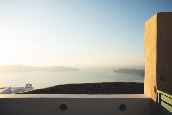 Against the backdrop of cobalt blue Greek sky meeting the Aegean Sea, Remezzo is  Superior Suite with Caldera View Room in aparthotel vacation rental 43094159