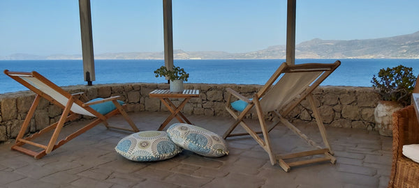 Le Grland Bleu, Is just 1.5 km from the center of the city in a idyllic spot per Sitia, Greece LE GRAND BLEU Entire guesthouse vacation rental 44515637