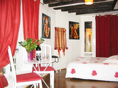 Mon logement est proche de Café de Flore, Les Deux Magots, Cathédrale Notre-Dame  Coeur de Saint Germain des prés Entire rental unit vacation rental 13762065