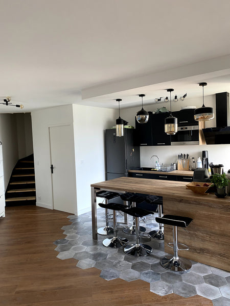 Grand appartement moderne et refait à neuf de 100m2 proche de la Gare Part Dieu, Lyon, France Lyon : Chambre privative coté jardin Private room in rental unit vacation rental 652907474670921204