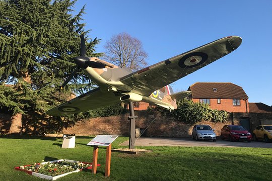 Battle of Britain : Private One Day Walking and Driving Tour Private Tours and Travel Guide Europe London CITY London Destination Tour