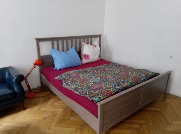 Hi everyone!<br /><br />A very central cozy apartment in the 9 th district perfe  Marktgasse 47 Entire rental unit vacation rental 700340233347617458