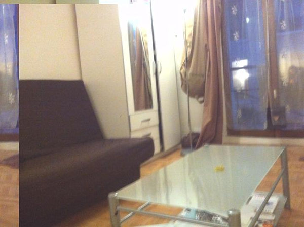 Bonjour, Studio de 18m2 carré comprenant une kitchenette équipée (vaisselles, fo Paris, France Studio Paris11 Oberkampf/République Entire rental unit vacation rental 7148763