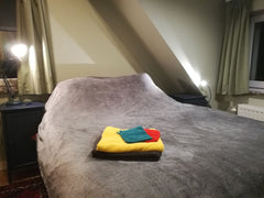 Chambre privée dans une maison co-louée avec joli jardin.<br /><br />Cette chamb Uccle, Belgium Chambre agréable (N°1), bus tram train à proximité Private room in home vacation rental 40481648