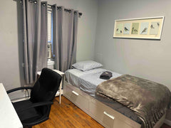 Attention!!!! Fully Furnished private Room, located on a 4 rooms 3 baths Student New York, NY Rental unit in The Bronx · ★4.89 · 1 bedroom · 1 shared bath Private room in rental unit vacation rental 43821239