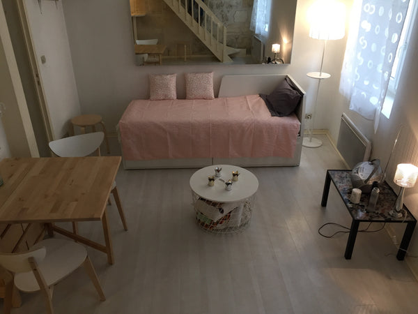 Superbe studio spacieux en plein cœur centre historique. Idéalement situé à 100m  Superbe studio en plein centre ville historique Entire rental unit vacation rental 24038908