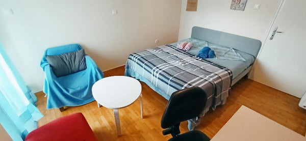 Cute and cosy 4th-floor private room in a four room apartment in Exarchia, one o Athens, Greece Athens center omonoia Marni Apt12/Room 3 Private room in condo vacation rental 53846650