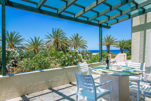 A combination of traditional and modern. Fully furnished with utmost attention t Athens, Greece Carissa house in Crete Entire rental unit vacation rental 699745170814374181