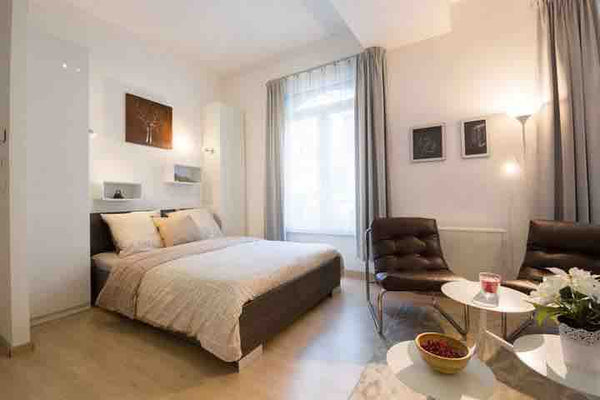 Ce logement affiche un style résolument unique.<br />L’emplacement est exception Uccle, Belgium Appartement Brussels Entire rental unit vacation rental 569382256592219250