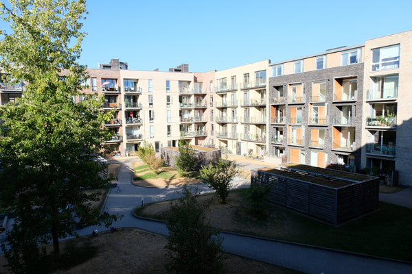 The apartment is bright modern with a spacious living room, two bedrooms and a b  Located in a popular and attractive neighborhood Entire rental unit vacation rental 30160047