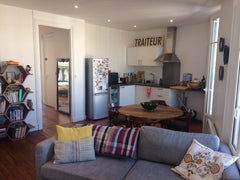 Bonjour, notre appartement est situé en plein centre de Bordeaux, entre la place  Nice flat in Bordeaux center ! Entire rental unit vacation rental 28448988