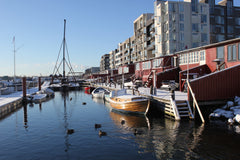 Modern bright apartment with direct view to its "own" canal in Copenhagen's popu Copenhagen, Denmark Modern apartment on the popular canal islands Entire rental unit vacation rental 23710681