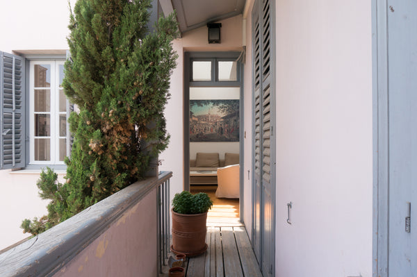 An utterly charming 2 storey restored dwelling in the heart of Plaka with privat Athens, Attica, Greece Acropolis View Lodge in Plaka by JJ Hospitality Entire rental unit vacation rental 25182429