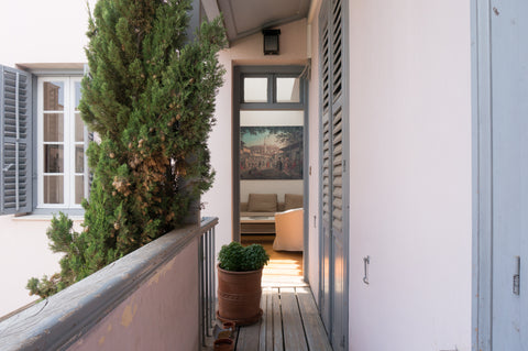 An utterly charming 2 storey restored dwelling in the heart of Plaka with privat Athens, Attica, Greece Acropolis View Lodge in Plaka by JJ Hospitality Entire rental unit vacation rental 25182429