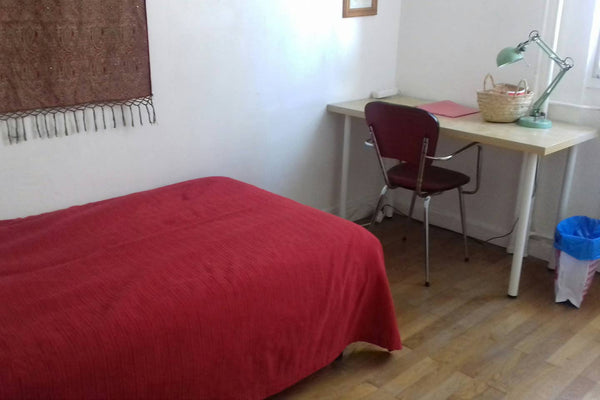 A 7 minutes à pied de la gare Part-Dieu, l'appartement est également proche du m Lyon, France Chambre à 2 minutes de Part Dieu Private room in rental unit vacation rental 28241216