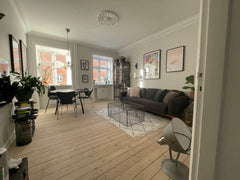 Velkommen i mit hjem på Nørrebro i København. Her kan du overnatte i et roligt k Copenhagen, Denmark Bo i rolige omgivelser tæt på byens puls Entire condo vacation rental 43579560