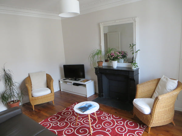 Appartement de 50 mètres carrés situé dans le 7ème arrondissement, à deux pas de Paris, France Perfect Place to Visit  Paris  Near Eiffel Tower Entire rental unit vacation rental 16288098