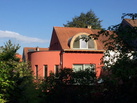 A seulement 7 minutes du centre ville de Bruxelles et 2 km des grands axes autor Saint-Leu, Réunion Appartement dans les jardins à BXL Entire rental unit vacation rental 28642862