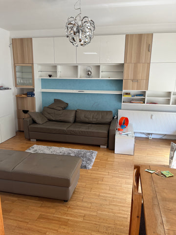 Von dieser zentral gelegenen Unterkunft aus seid ihr in Nullkommanichts an allen Vienna, Austria Dachgeschosswohnung mit kostenlosem Parkplatz ! Entire condo vacation rental 12443990