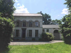 Enjoy your stay in a nice room in an old manor near Ghent. Just outside the city Ghent, Belgium Nice stay in an historic manor near Ghent! Private room in guest suite vacation rental 35268307