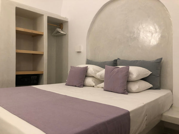 Fully renovated traditional house in the village of Kamari City suitable for cou  Selena Villa with Loft Entire rental unit vacation rental 19149310