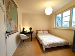 Hi we have one room with double bed available in our house.   The toilet and bat  Cosy room at station, perfect for a shortstay Private room in casa particular vacation rental 51647238