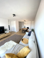 Modern, newly renovated 2 bedroom appartment on the 22nd floor. There are terrac  Panoramic 2-bedroom apartment - child-friendly Entire condo vacation rental 568471023370543620