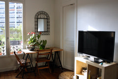 This 45 m² fully equipped apartment is located in very calm, typical Parisian ne Paris, France Nice family apartment near center Entire rental unit vacation rental 3448354