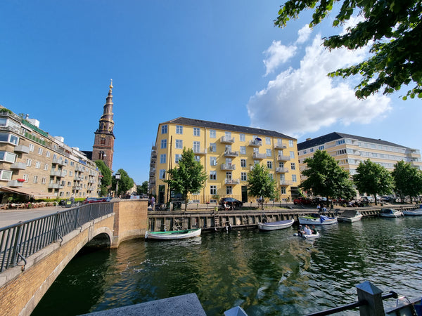Velbeliggende etværelses lejlighed i hjertet af det hyggelige og stemningsfyldte Copenhagen, Denmark Unikt beliggende lejlighed på Christianshavn Entire condo vacation rental 50983274