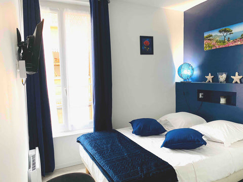 Bienvenue au studio MER ! <br /><br />J'ai le plaisir de vous accueillir en pers Lyon, France Studio Mer gare part dieu Entire rental unit vacation rental 52842132