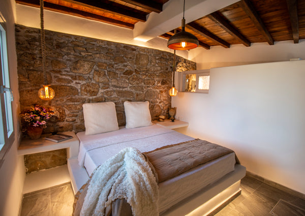 Delos Suite 1 offers a couple or family of 4 a very comfortable stay in this bea Greece Delos Suite Mykonos Entire rental unit vacation rental 51053115