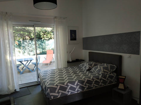 A SAINT-AUBIN de MEDOC, au calme, 1 studio neuf meublé(25 m2) (en mitoyenneté de Saint-Médard-en-Jalles, France STUDIO NEUF et CALME à Saint-aubin de médoc Entire home vacation rental 32878091