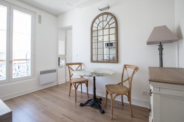 Quiet and luminous flat, very  clear.<br />perfect location near from montmartre Paris, France Quiet & luminous in Montmartre Area Entire rental unit vacation rental 6906549