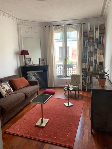 Le studio fait 25m2, situé au 5ème étage (attention sans ascenseur !), il est tr Paris, France Au cœur des ateliers d'artistes du 14eme Entire rental unit vacation rental 13707585
