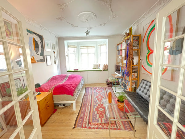Spacious, light and cosy apartment in a classic beautiful property. Very central Copenhagen, Denmark Central, bright apartment - nordic design Entire rental unit vacation rental 29347661