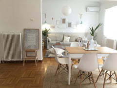 Modern-chic atmosphere, the sun in shining through in a 6th floor flat in downto Athens, Attica, Greece Bright, stylish home in the City of Athens Entire rental unit vacation rental 40815322