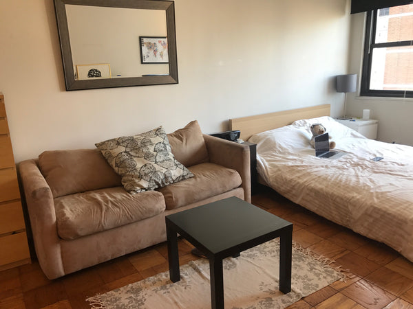 Clean and large private bedroom in midtown near by bars and restaurants. 5-10 mi Greenville, SC Rental unit in New York · ★5.0 · 1 bedroom · 1 bed · 1 private bath Private room in rental unit vacation rental 20881198