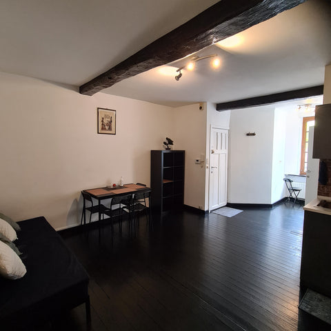 Beau et spacieu appartement au centre de Bruxelles, dans l'un des meilleurs quar Brussels, Belgium Bruxelles Appartement  Sablon Entire rental unit vacation rental 577266461468711562