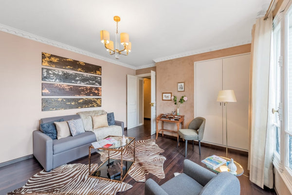 Inspired by classic Parisian art and culture, our local interior designer has cr Paris, France Sweet Inn | Sophisticated Apt. near the Louvre Entire rental unit vacation rental 21469046