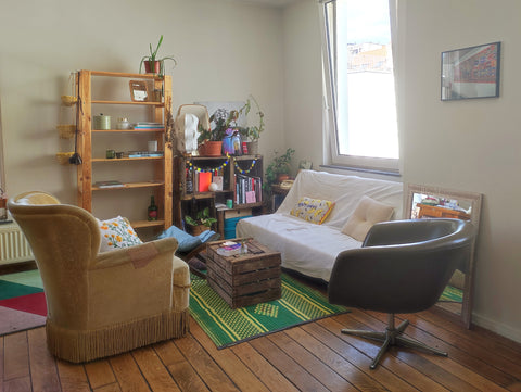 A bright room is available in the centre of Brussels in a wide and bright appart Frattamaggiore, Italy LONG STAYING! Room in friendly and central flat Private room in rental unit vacation rental 13795357