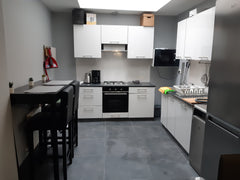 L appartement est situé non loin du Heysel et de la station de métro Bocstael et  Kilimandjaro Entire home vacation rental 52329266