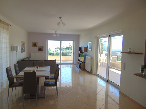 Situated 4km (about 7 minutes) from the center of Rethymno and the sea,an autono Rethimnon, Greece Bright house in Rethymno Entire home vacation rental 19509229