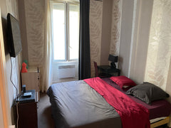 idealement situer a 5 minute de la gare la part dieu, tram T3et T4 juste en bas   LA PART DIEU CHAMBRE MEUBLEE Private room in condo vacation rental 23183076