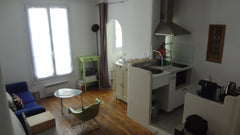 Studio de 25 m2, très calme, au 3eme étage sans ascenseur, donnant sur petite ru Paris, France Charmant Studio 25m2 Entire rental unit vacation rental 3654646