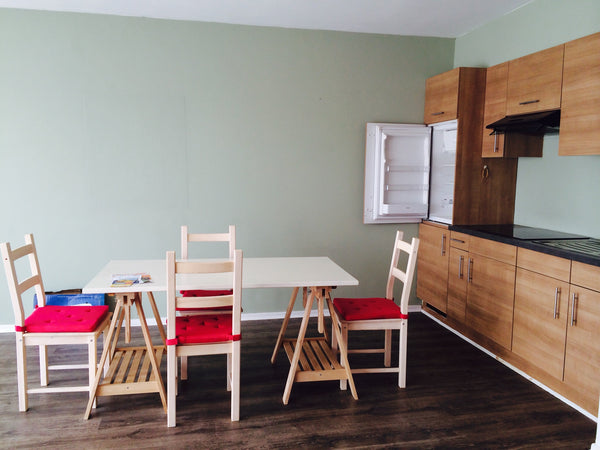 Voor kort en lang verblijf, vlakbij de beroemde parken, Middelheim.  Tram of Vel Netherlands Studio aan de rand van Antwerpen Entire rental unit vacation rental 7027563