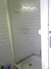 La toilette est dans le couloir et est partagée avec le voisin, après cela l'app Paris, France Metro La Chapelle y muy serca de gare de nord Entire rental unit vacation rental 10889653